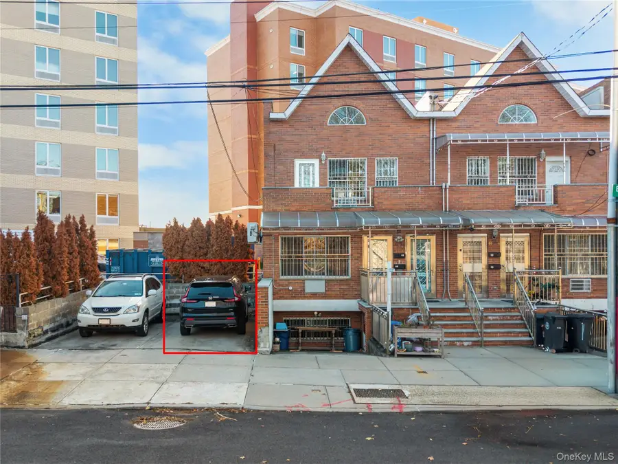 183-26 Booth Memorial Avenue, Fresh Meadows, NY 11365 - Image #2