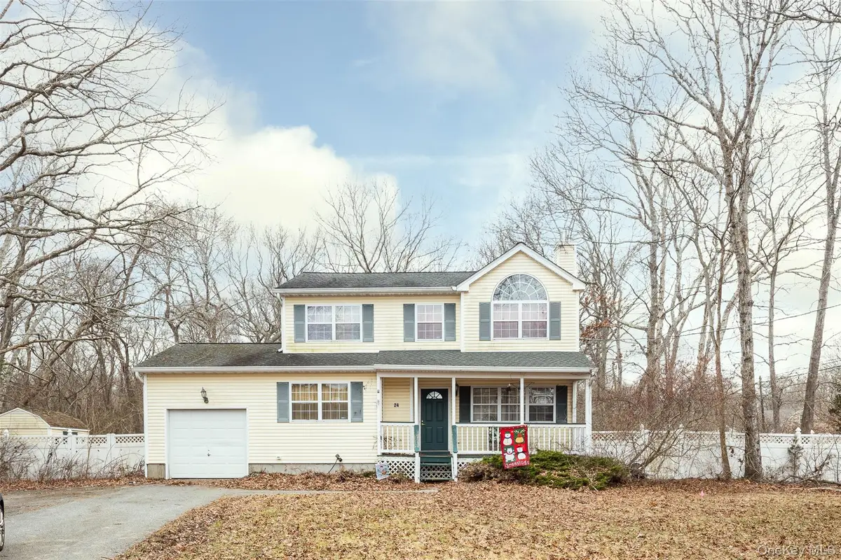 24 Lonscreek Place, Mastic Beach, NY 11951 - Image #1