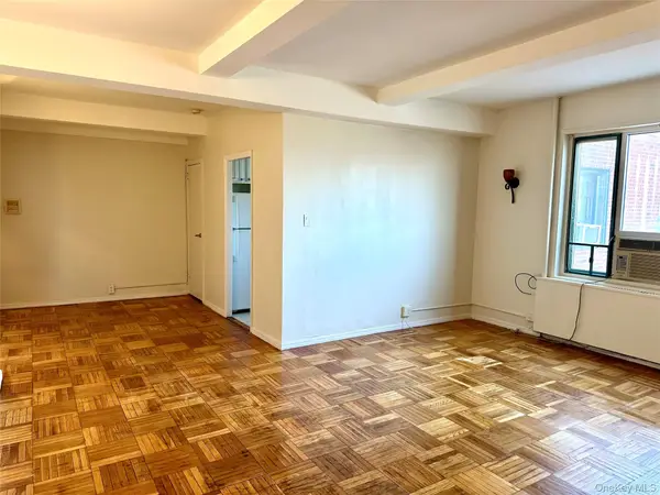 20 Metropolitan Oval #11A, Bronx, NY 10462