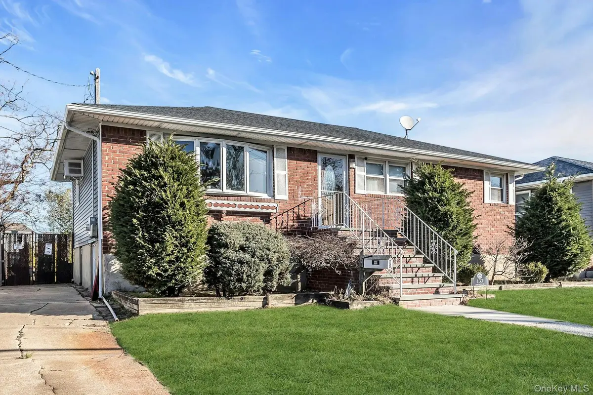 133 Baker Court, Island Park, NY 11558 - Image #1