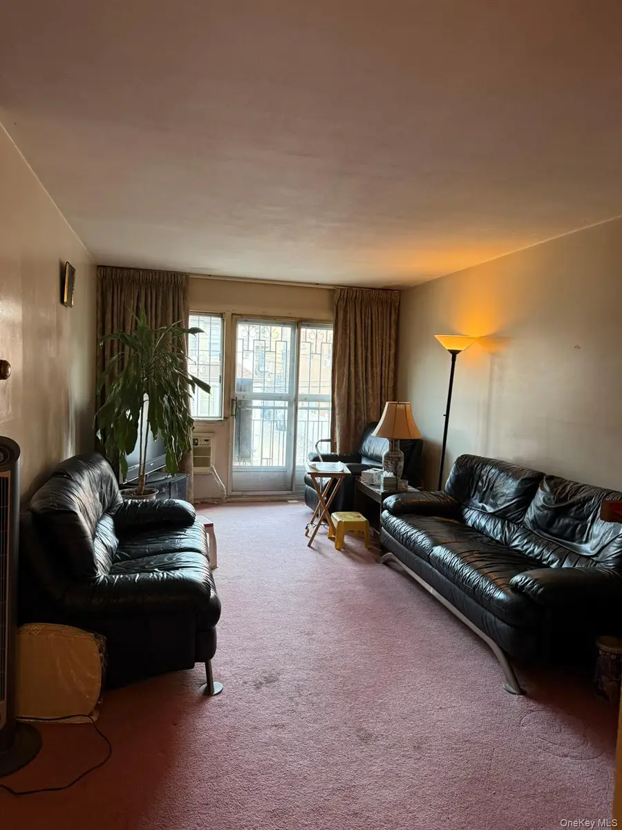 41-38 74, Elmhurst, NY 11373 - Image #3