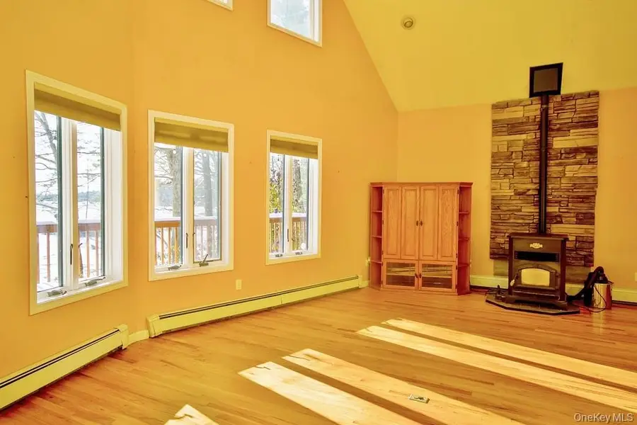 415 N Shore Drive, Wurtsboro, NY 12790 - Image #2