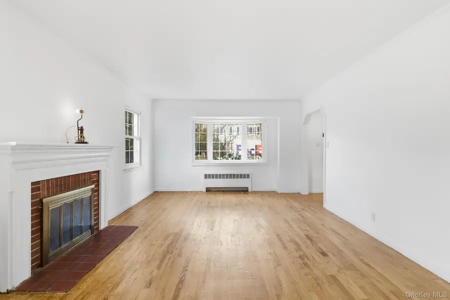 58 Dartmouth Street, Garden City, NY 11530 - Image #3