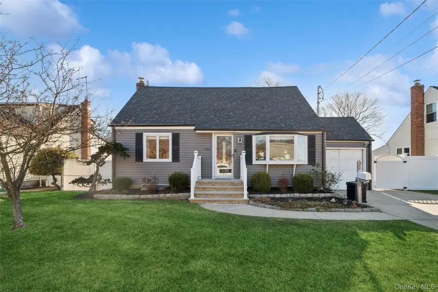 484 18th Street, West Babylon, NY 11704 - Image #2