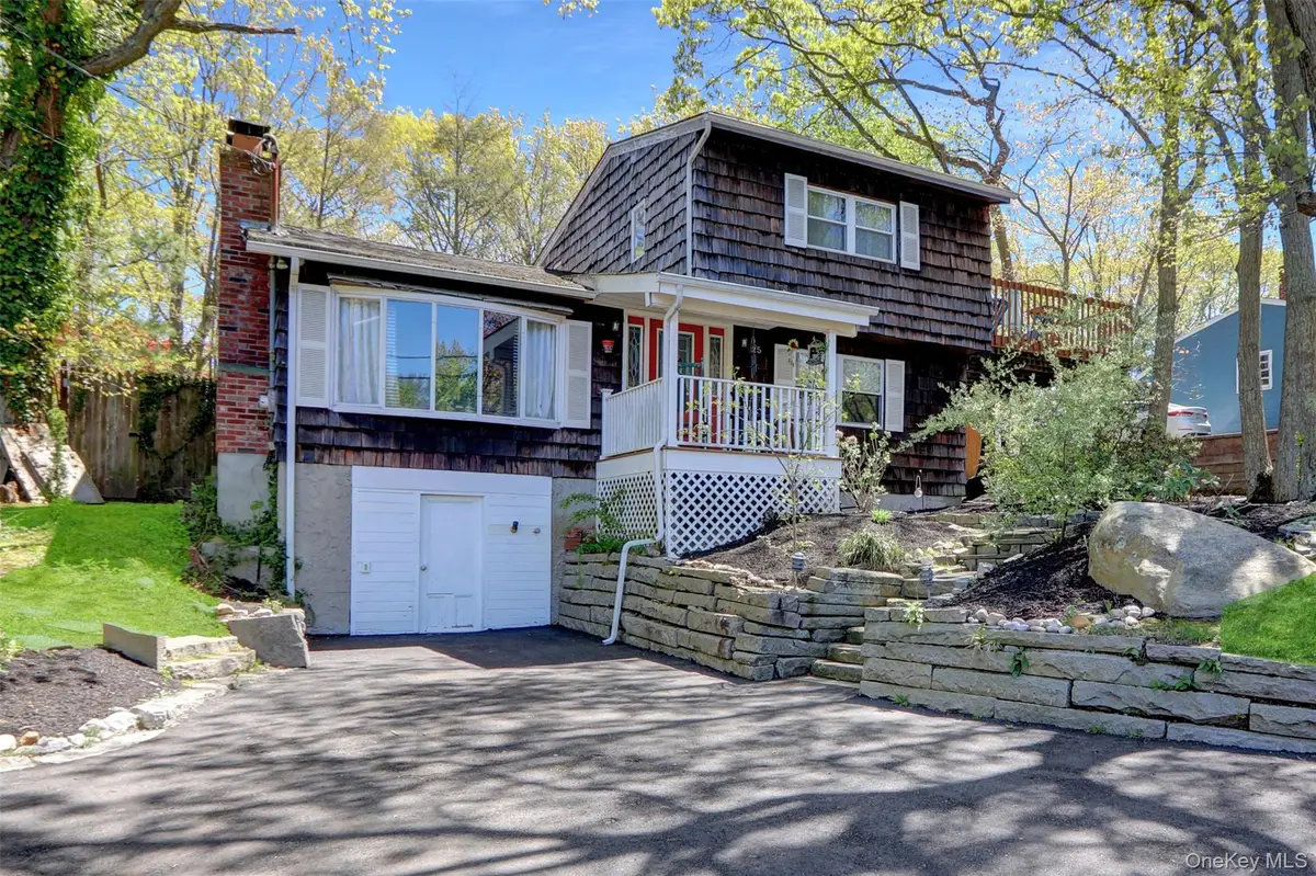 25 Zenith Road, Rocky Point, NY 11778 - Image #1