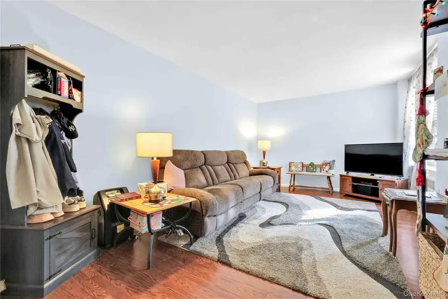 26-25 141 Street #5G, Flushing, NY 11354 - Image #3