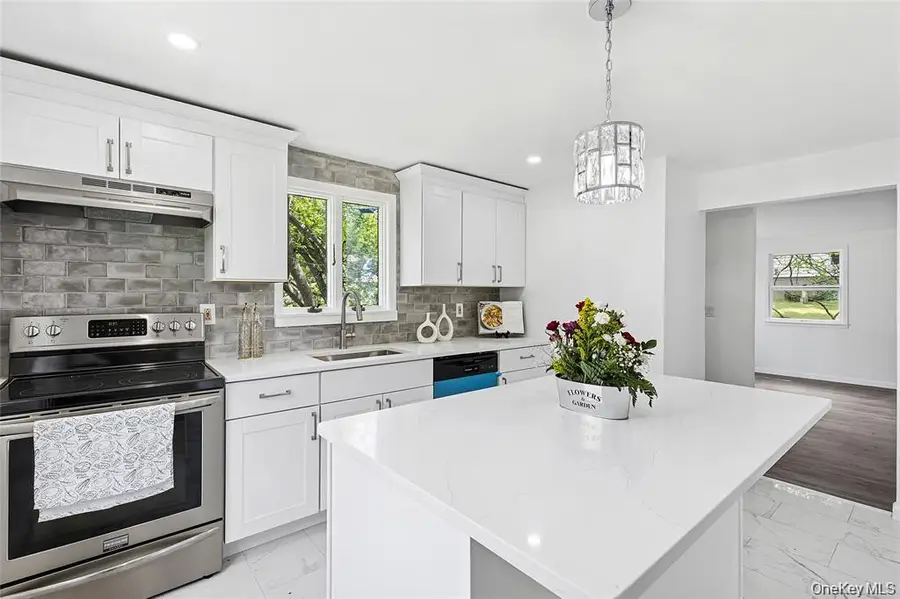 46 Saint George Drive, Shirley, NY 11967 - Image #3