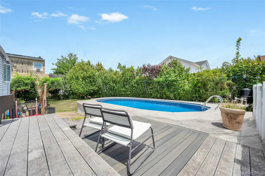 64 Hodson Avenue, Lynbrook, NY 11563 - Image #3