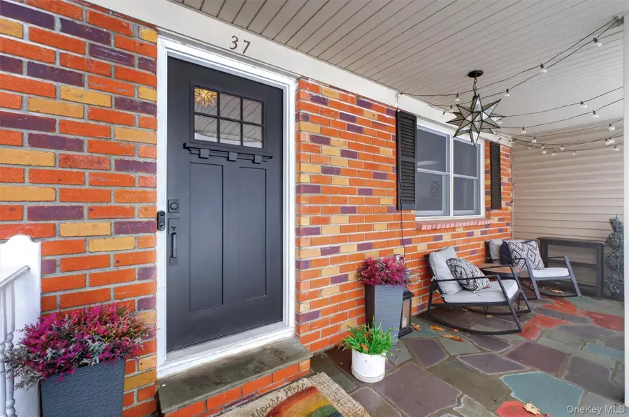 37 Hilda Drive, Mahopac, NY 10541 - Image #2