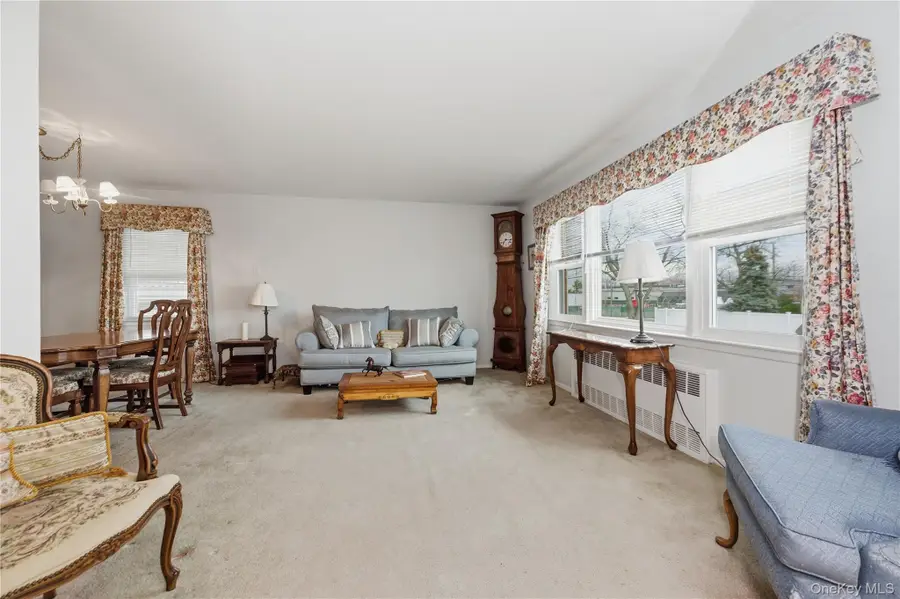 3292 Murdock Avenue, Oceanside, NY 11572 - Image #2