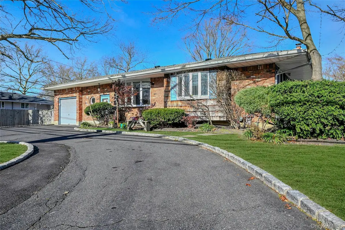 133 Wolf Hill Road, Melville, NY 11747 - Image #1