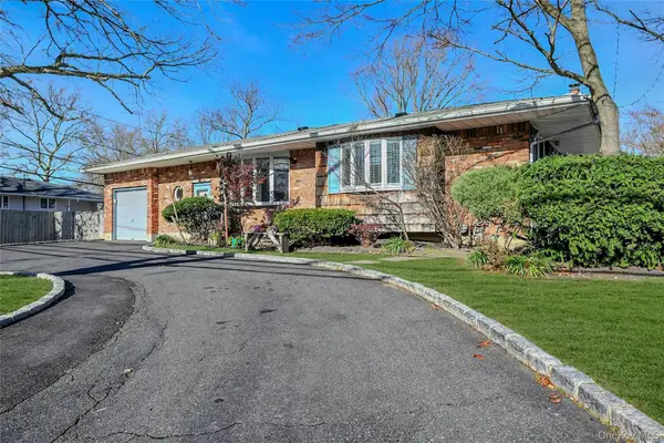 133 Wolf Hill Road, Melville, NY 11747