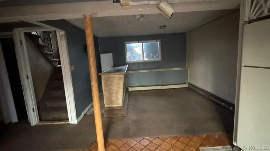 461 Skidmore Road, Deer Park, NY 11729 - Image #2