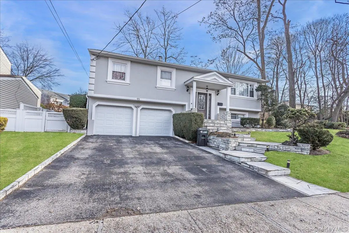 93 Searingtown Road, Albertson, NY 11507 - Image #1