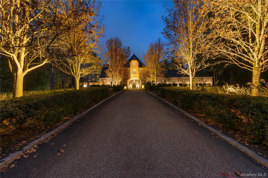 8 Serenite Lane, Muttontown, NY 11791 - #2