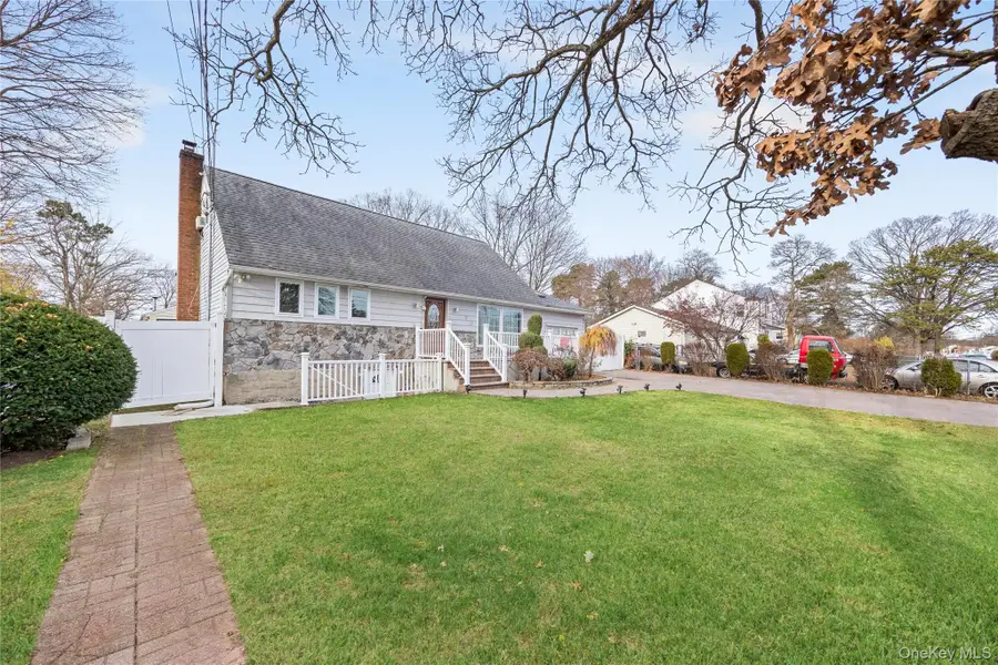 50 S 30th Street, Wyandanch, NY 11785 - Image #3