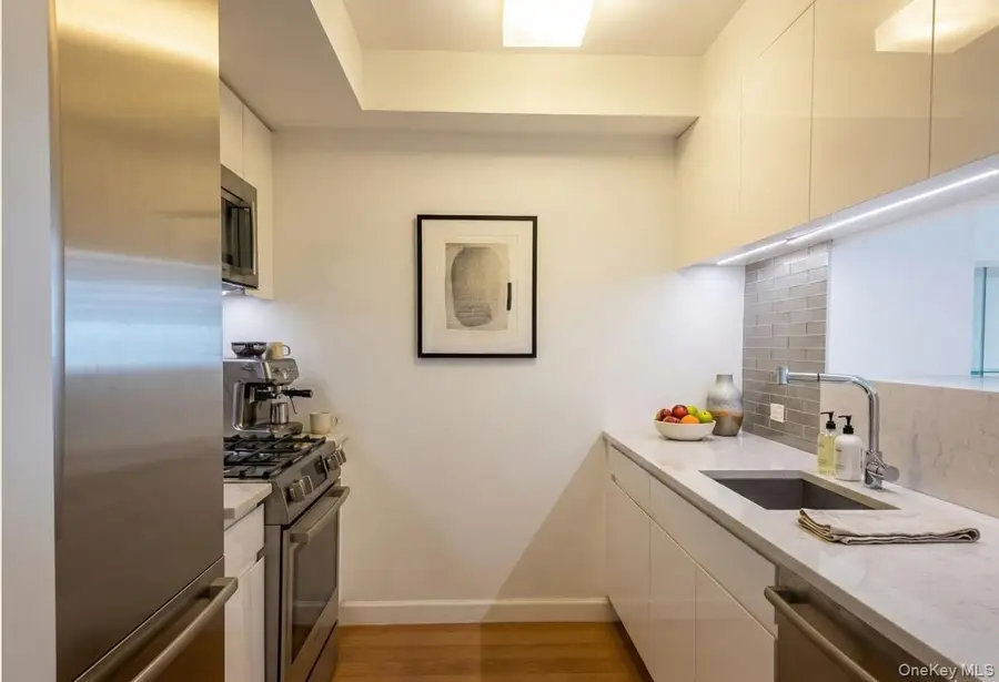 13835 39th Avenue #12F, Flushing, NY 11354 - Image #3