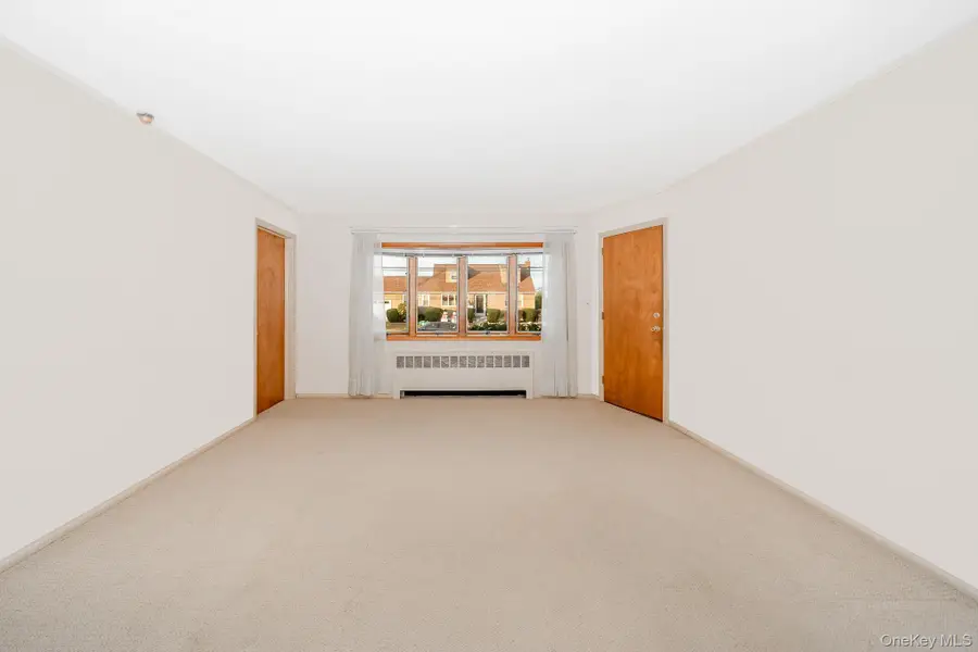 242 N Pine Street, Massapequa, NY 11758 - Image #2