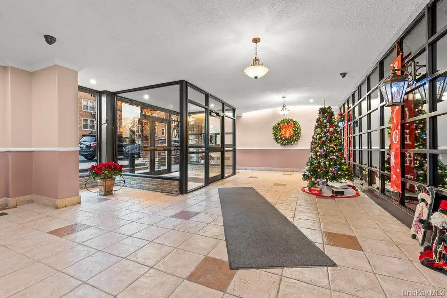 68-20 Selfridge Street #2M, Forest Hills, NY 11375 - Image #3