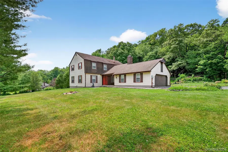 4 Debbie Court, Chester, NY 10918 - Image #3