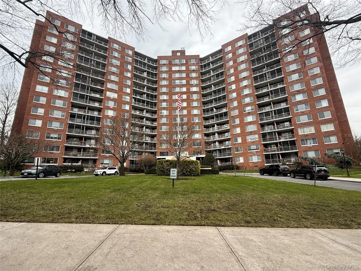 220-55 46th Avenue #10D, Bayside, NY 11361 - Image #1