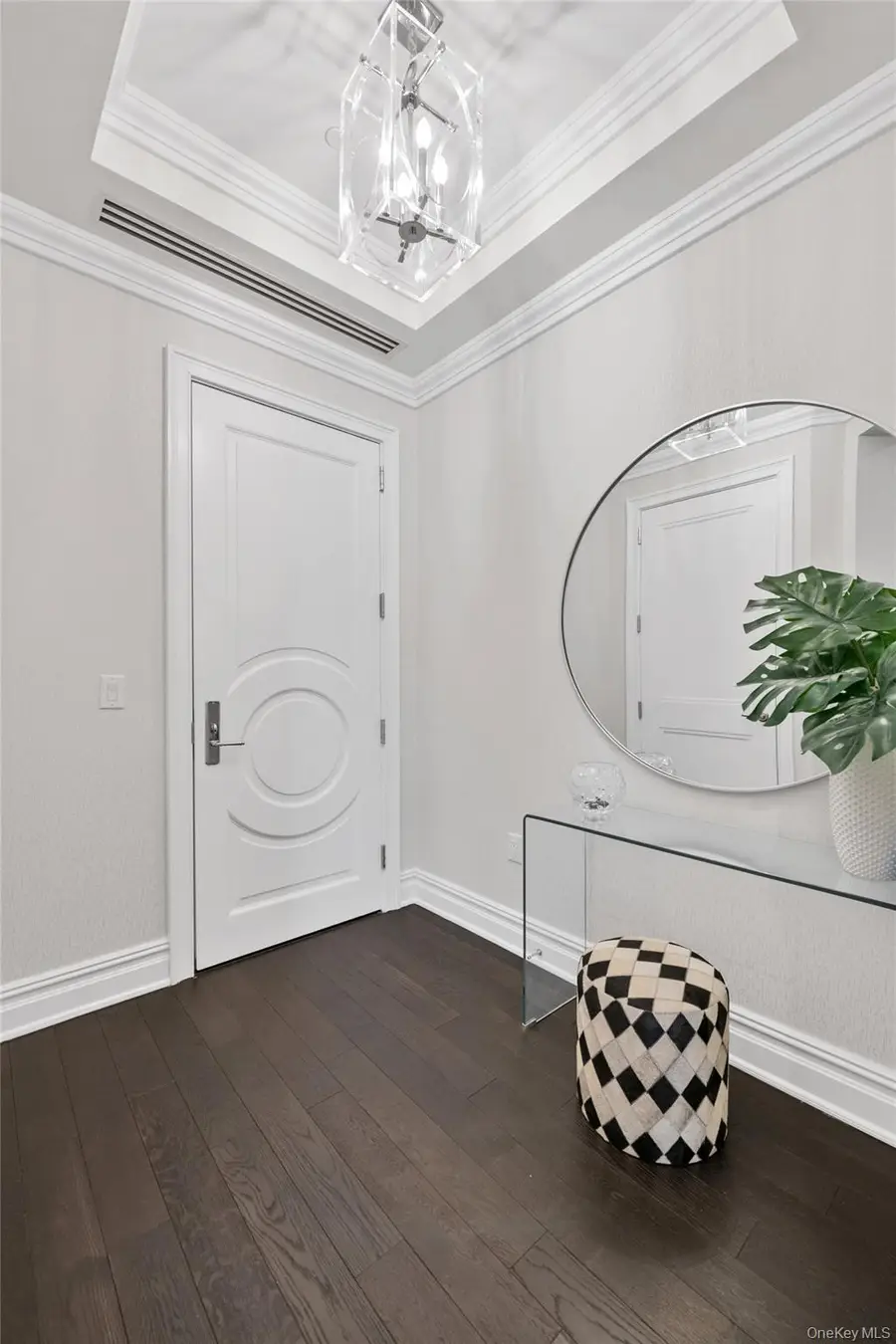 5000 Royal Court #5114, North Hills, NY 11040 - Image #2