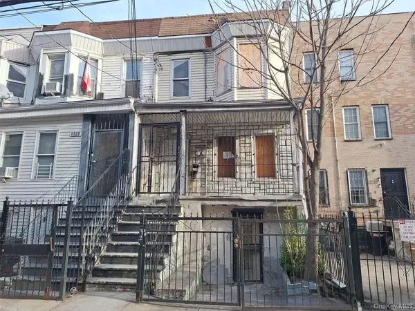 1326 College Avenue, Bronx, NY 10456