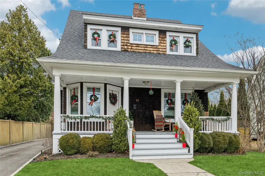 27 Hewlett Court, Babylon, NY 11702 - Image #3