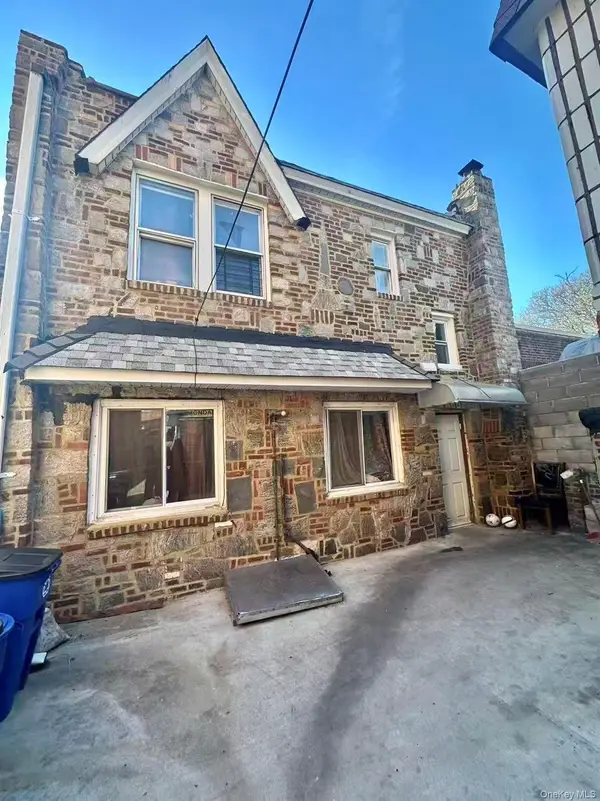 5622 Van Cleef Street, Corona, NY 11368