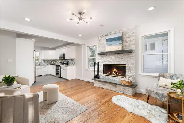 7 Atlantic Drive, Sound Beach, NY 11789