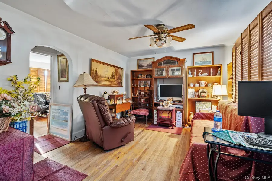 4 Locust Street, Newburgh, NY 12550 - Image #3