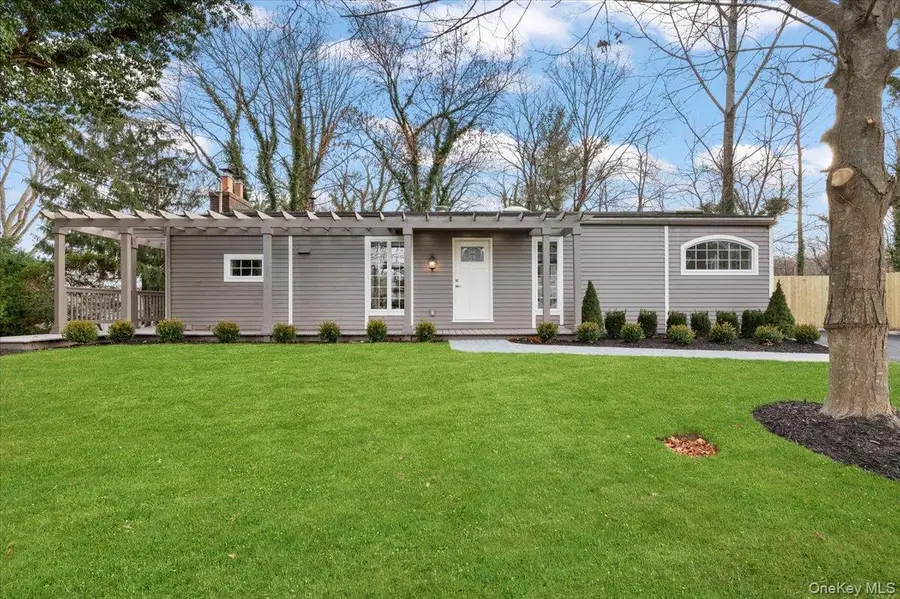 27 Valley Avenue, Locust Valley, NY 11560 - Image #2