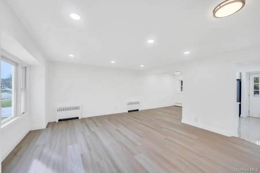 2737 Sheila Court, East Meadow, NY 11554 - Image #3