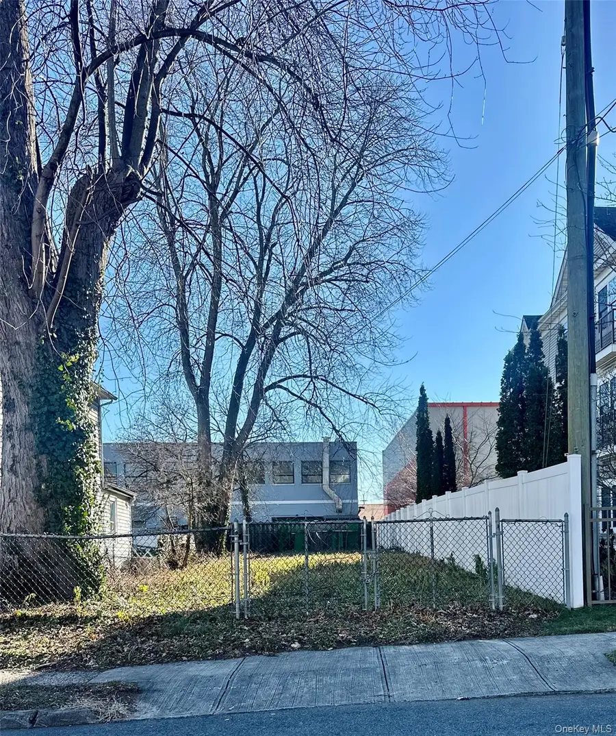 25 Minerva Place, White Plains, NY 10601 - Image #2