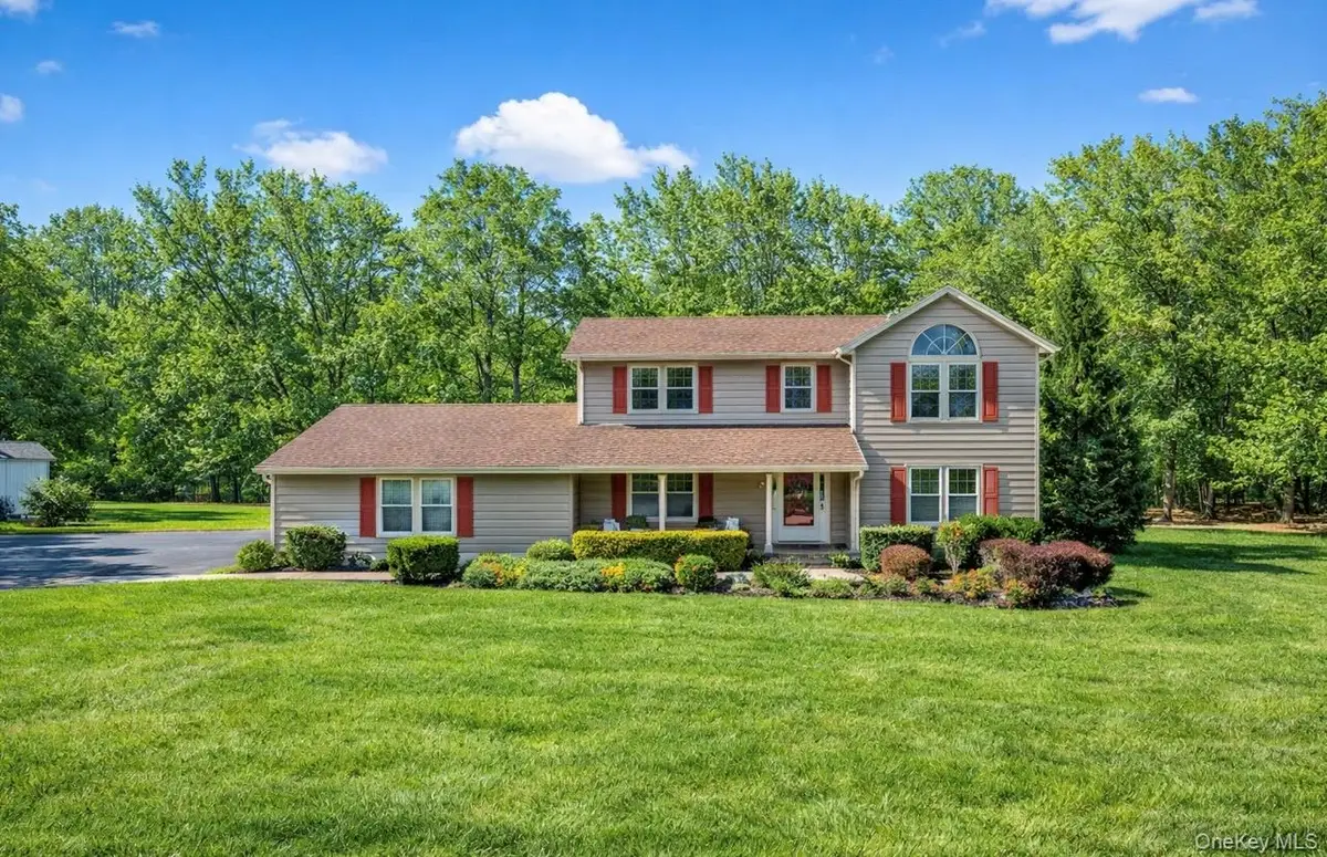 29 Deer Brook Drive, New Windsor, NY 12553 - Image #1