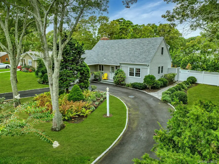 17 Lovell Road, Hampton Bays, NY 11946 - Image #2