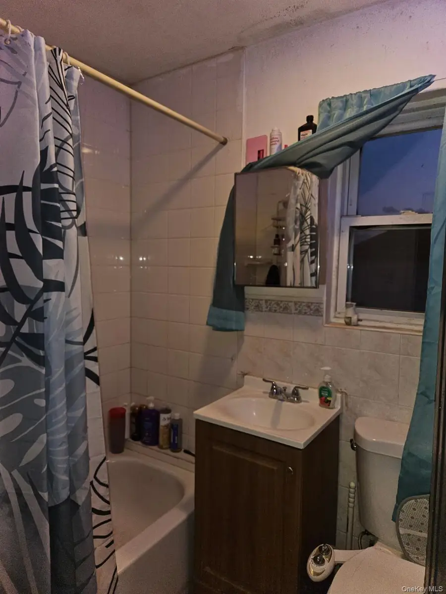 506 Beach 43rd Street, Far Rockaway, NY 11691 - Image #3