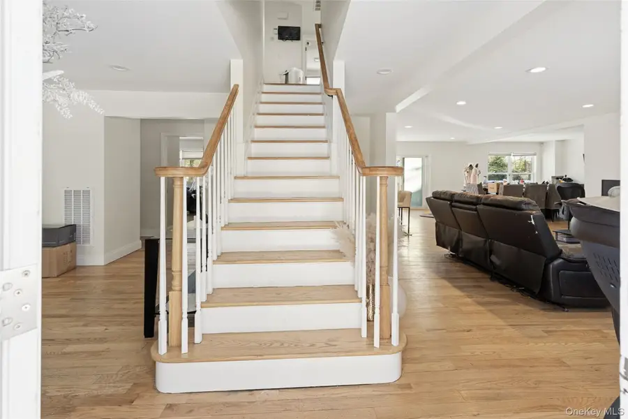 336 Nicolls Road, Deer Park, NY 11729 - Image #3