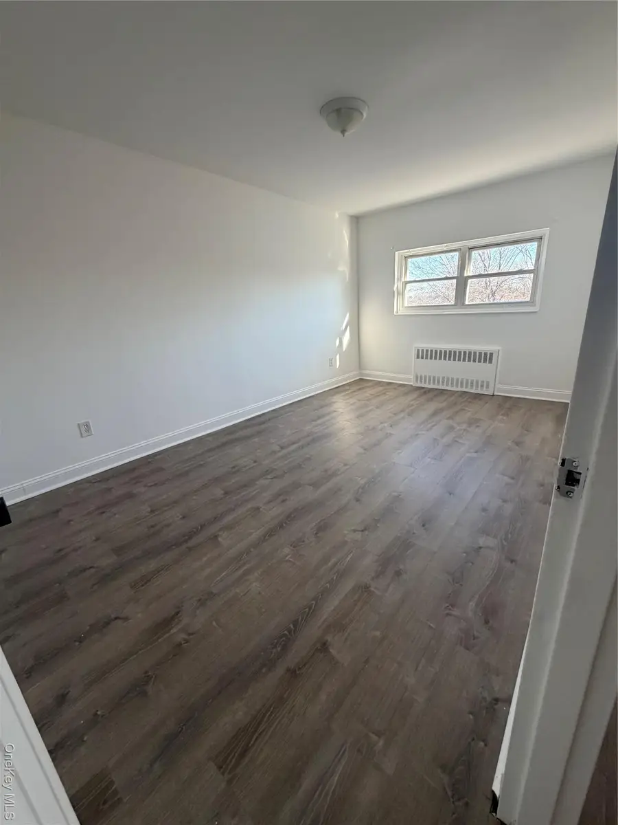 4048 Harper Avenue, Bronx, NY 10466 - Image #3