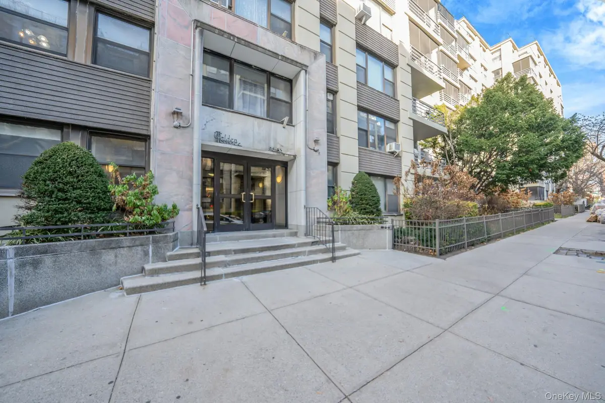 98-33 64th Avenue #1D, Rego Park, NY 11374 - Image #1