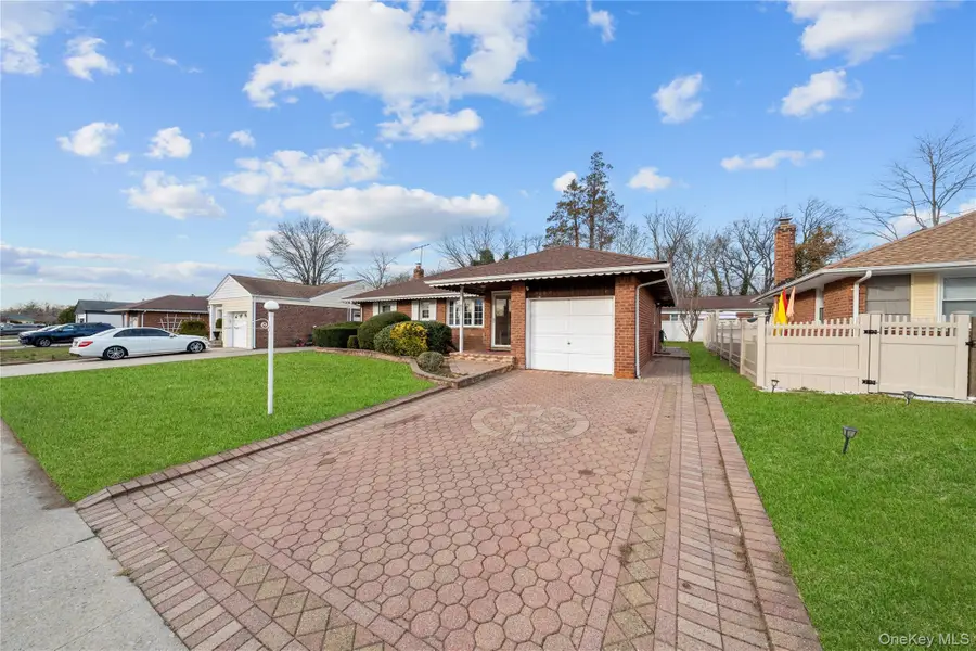 831 Dean Drive, Baldwin, NY 11510 - Image #3