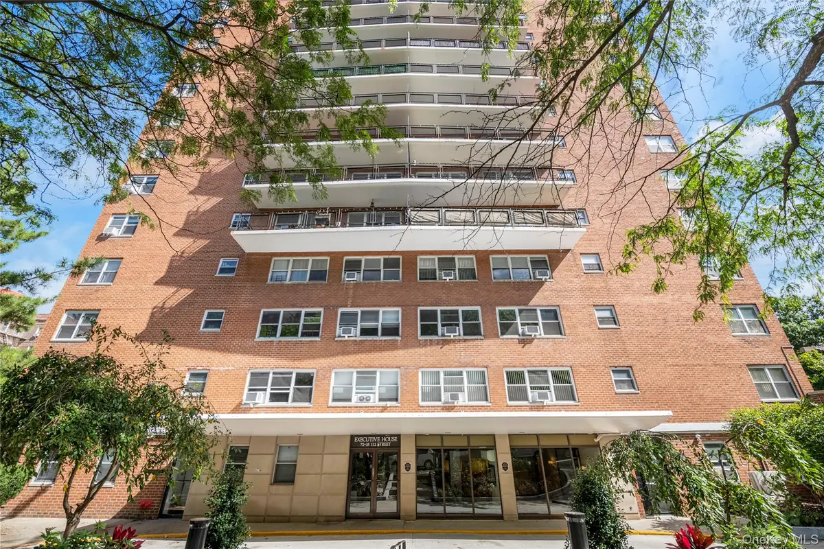 72-35 112 Street #2E, Forest Hills, NY 11375 - Image #1