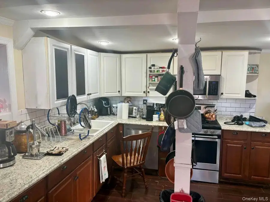 11 Tell Avenue, Deer Park, NY 11729 - Image #2