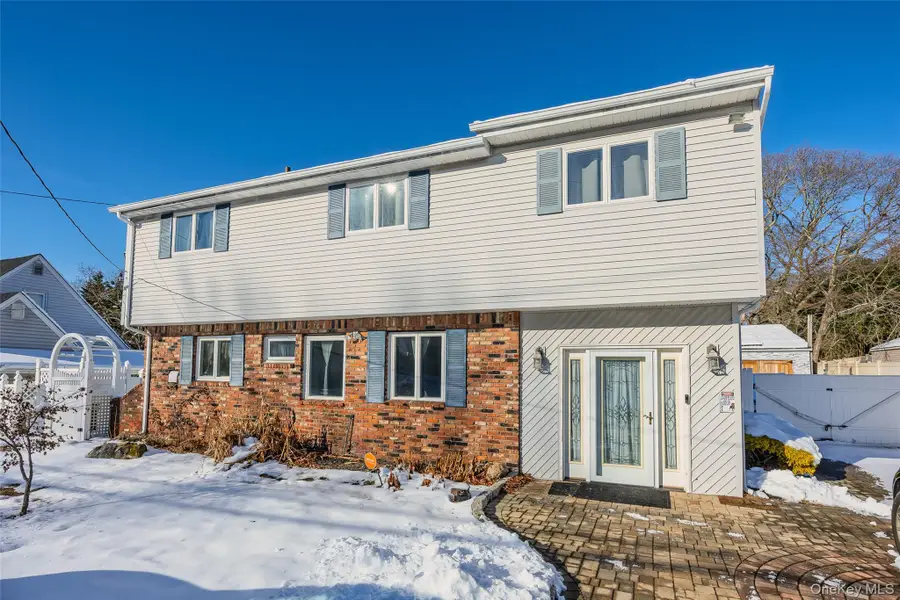 5 Joy Road, Selden, NY 11784 - Image #3