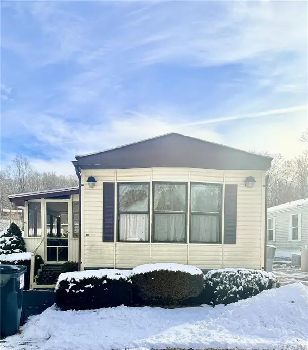 63 Tanglewood Road, Hopewell Junction, NY 12533