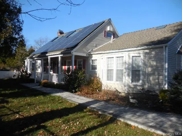 42 Handsome Avenue, Sayville, NY 11782 - Image #2