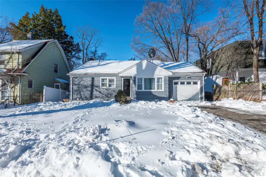 24 Jackson Street, Glen Cove, NY 11542 - #2