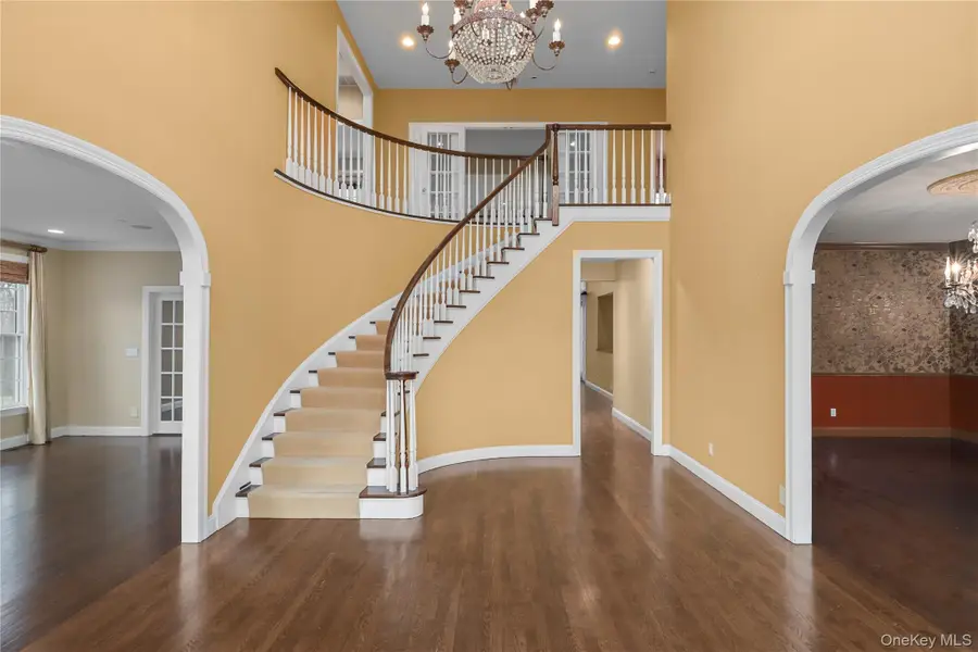 18 Shelley Lane, West Harrison, NY 10604 - Image #2