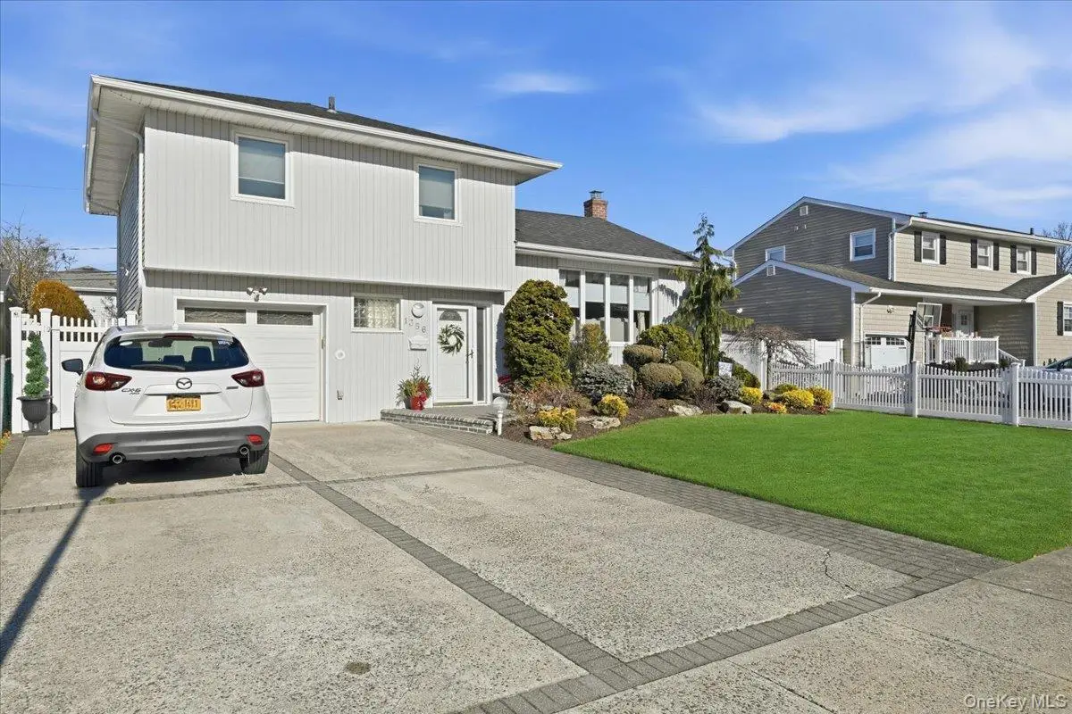 1356 Blue Spruce Lane, Wantagh, NY 11793 - Image #1
