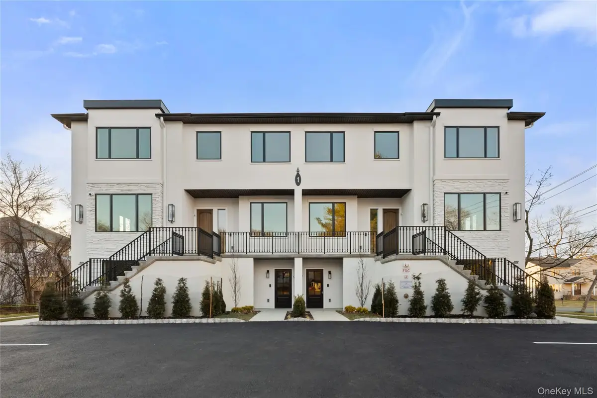 1 Dykstras Way W #202, Monsey, NY 10952 - Image #1